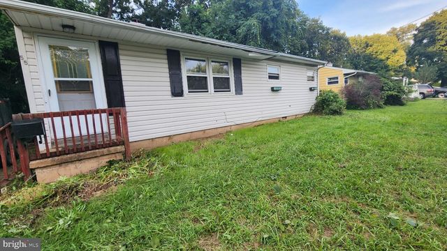 55 SAINT JOHN DR, Wilmington, DE 19808