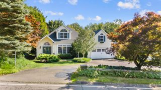 50 Middlebrooks Avenue, Trumbull, CT 06611