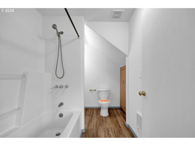 47638 Hwy 58, Oakridge, OR 97463