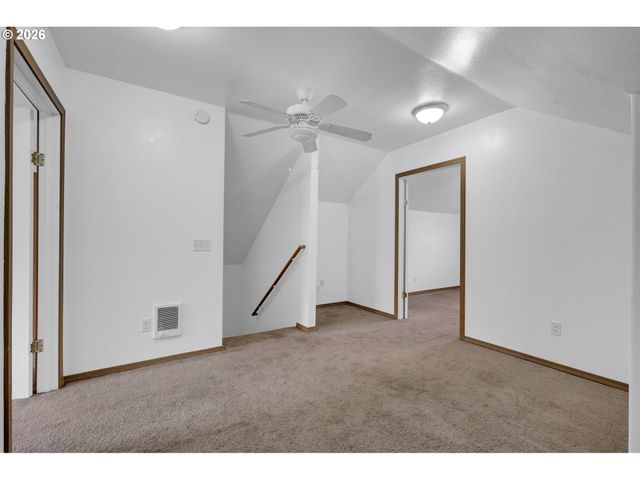 47638 Hwy 58, Oakridge, OR 97463