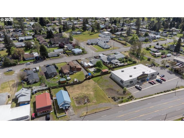 47638 Hwy 58, Oakridge, OR 97463