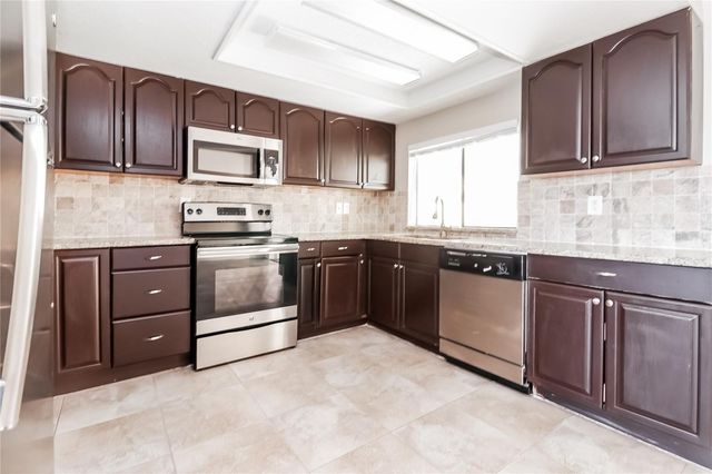 6230 WESTPORT DRIVE, Port Richey, FL 34668