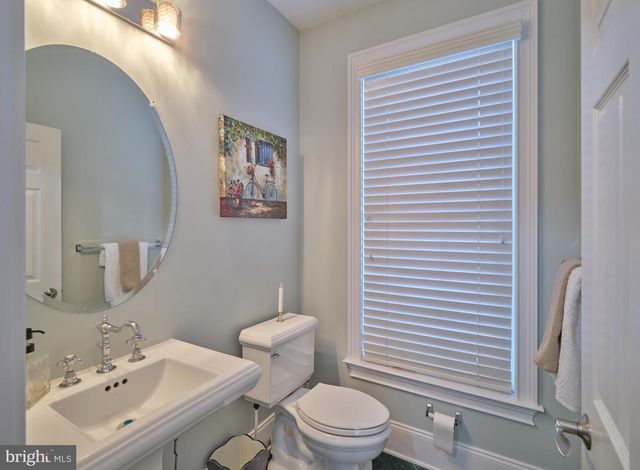 21 S LINCOLN AVE, Newtown, PA 18940