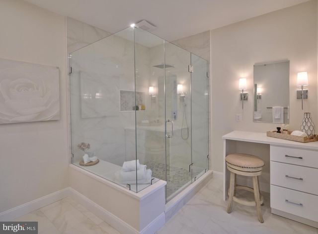 21 S LINCOLN AVE, Newtown, PA 18940