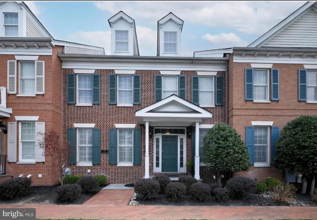 21 S LINCOLN AVE, Newtown, PA 18940