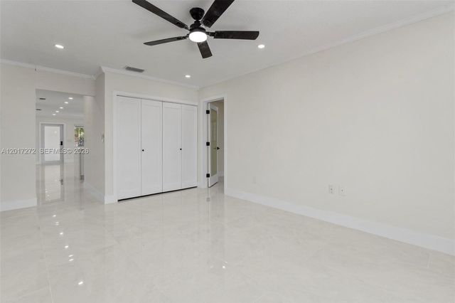 1900 SW 24th St, Miami, FL 33145