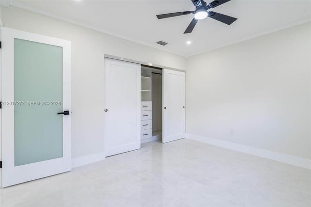 1900 SW 24th St, Miami, FL 33145