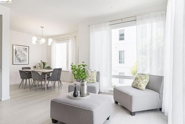 51 Innes Ct 204, San Francisco, CA 94124