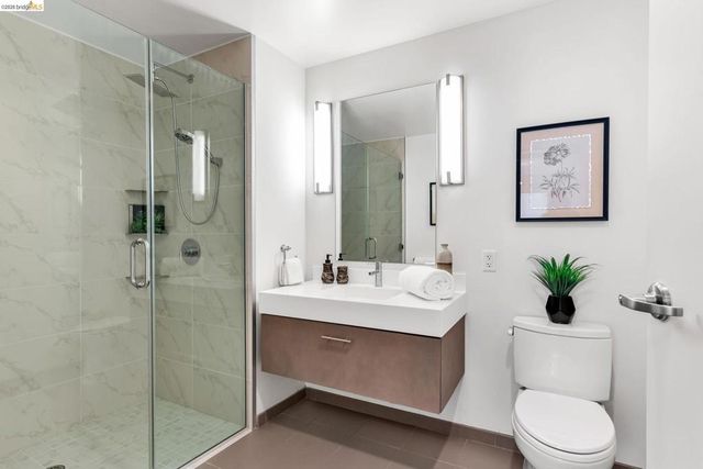 51 Innes Ct 204, San Francisco, CA 94124