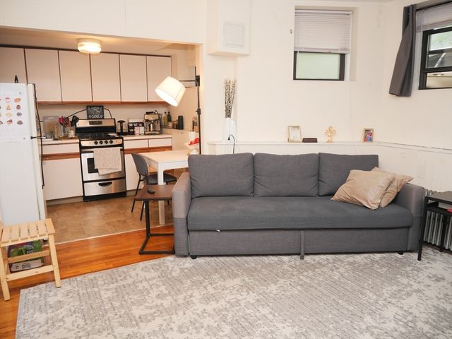 28 Browne 1, Brookline, MA 02446