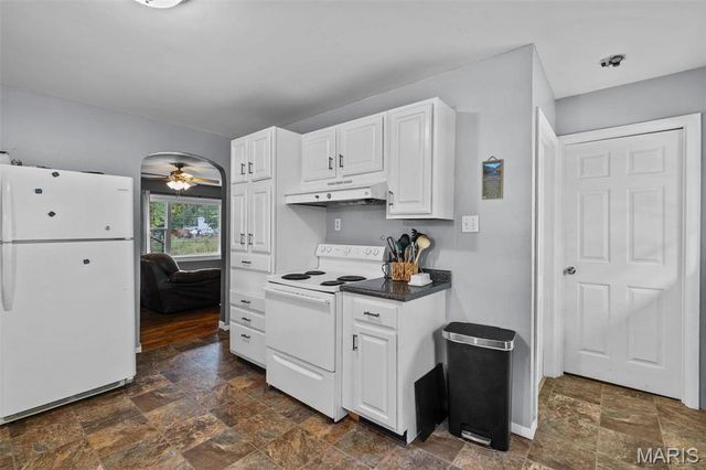 1155 East Karsch Boulevard, Farmington, MO 63640