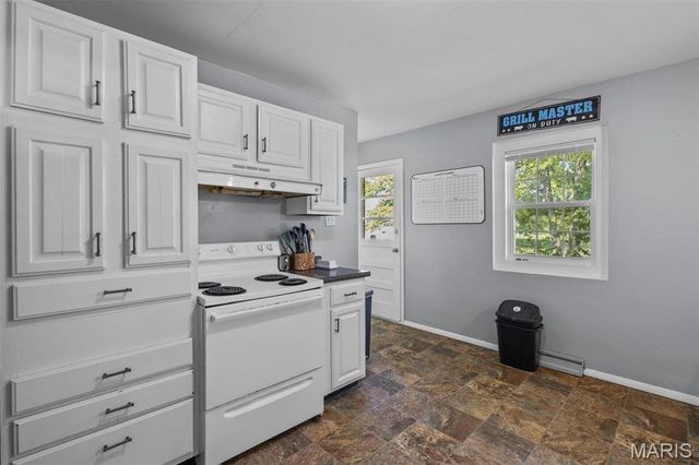 1155 East Karsch Boulevard, Farmington, MO 63640