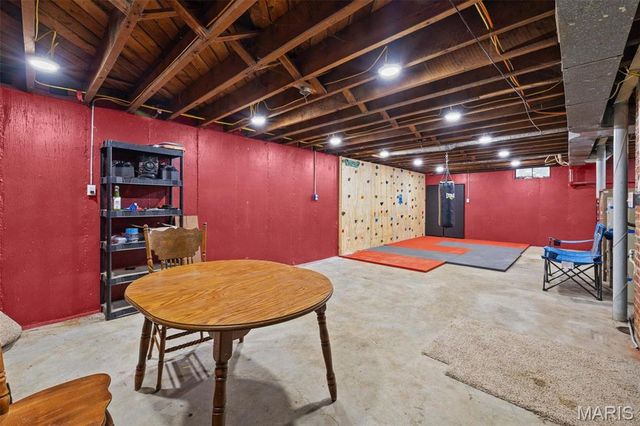1155 East Karsch Boulevard, Farmington, MO 63640