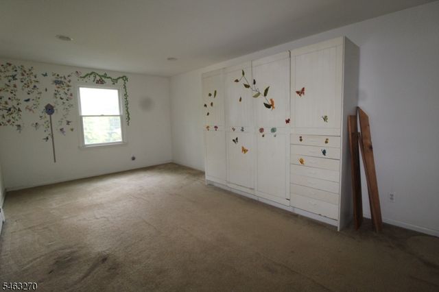24 Hillside Rd, Rockaway Twp., NJ 07866
