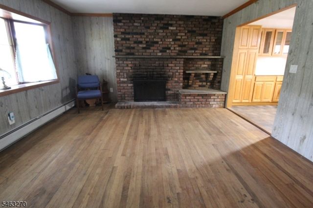 24 Hillside Rd, Rockaway Twp., NJ 07866