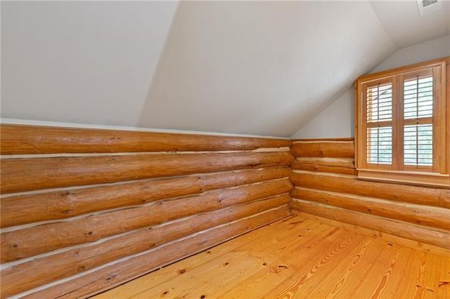 1355 White Road, White, GA 30184