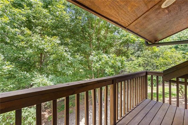 1355 White Road, White, GA 30184