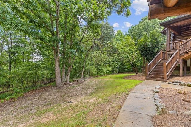 1355 White Road, White, GA 30184