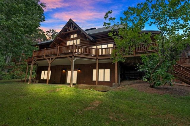 1355 White Road, White, GA 30184