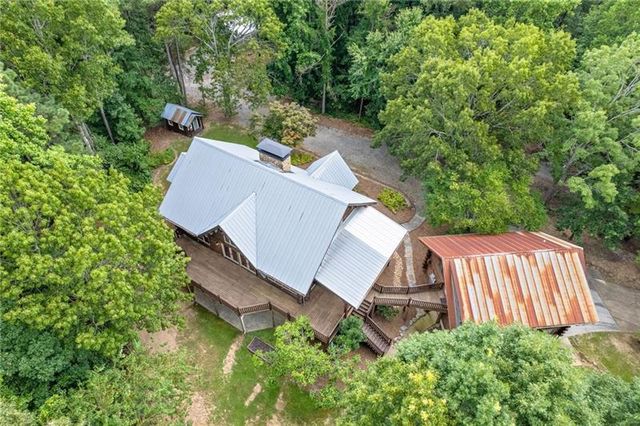 1355 White Road, White, GA 30184