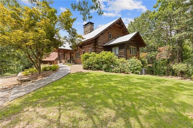 1355 White Road, White, GA 30184