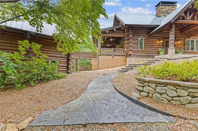 1355 White Road, White, GA 30184