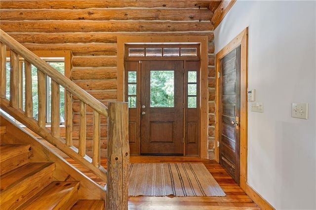 1355 White Road, White, GA 30184