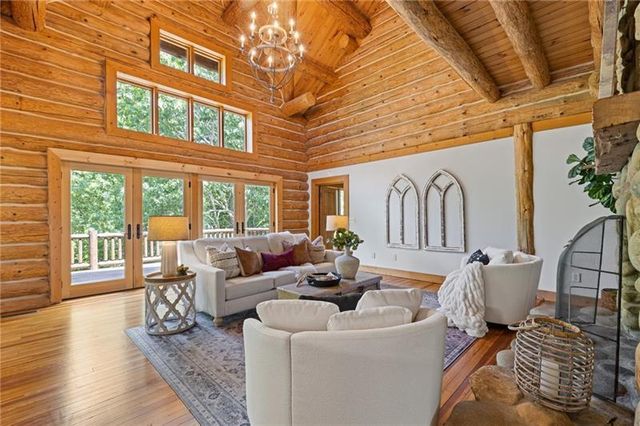 1355 White Road, White, GA 30184