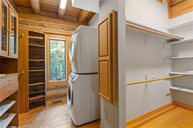 1355 White Road, White, GA 30184