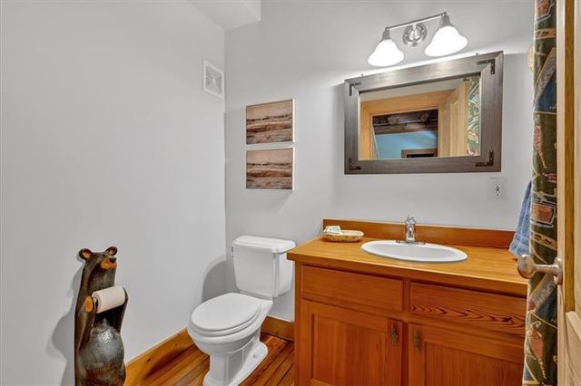 1355 White Road, White, GA 30184