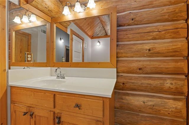 1355 White Road, White, GA 30184