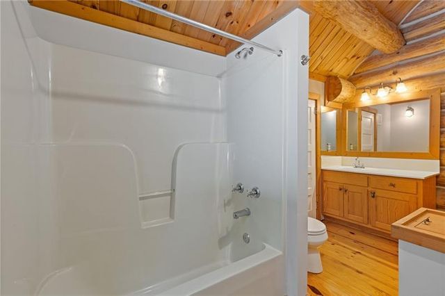 1355 White Road, White, GA 30184