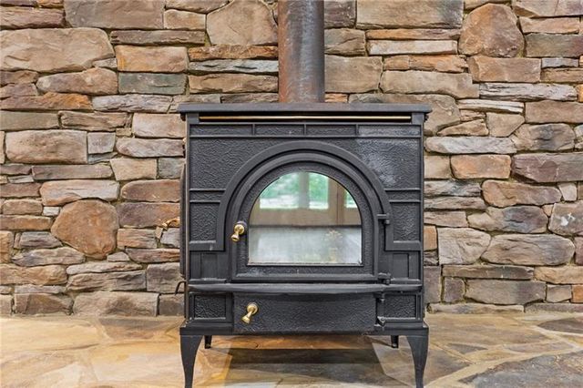 1355 White Road, White, GA 30184