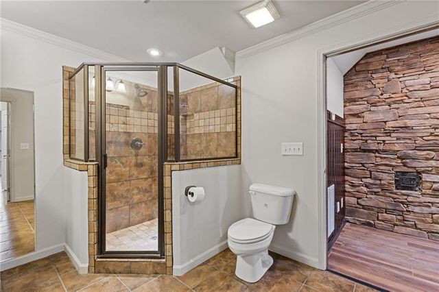 1355 White Road, White, GA 30184