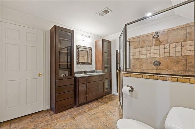 1355 White Road, White, GA 30184