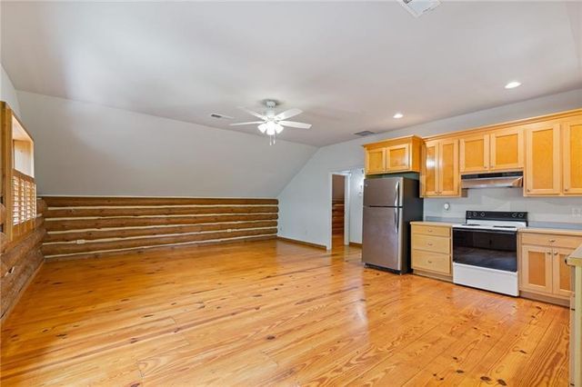 1355 White Road, White, GA 30184