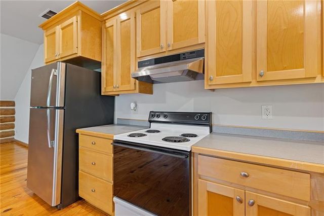 1355 White Road, White, GA 30184