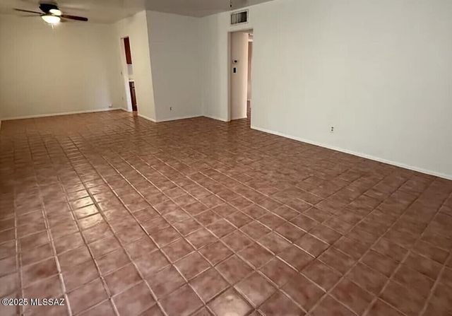 3039 E Hawthorne Street, Tucson, AZ 85716