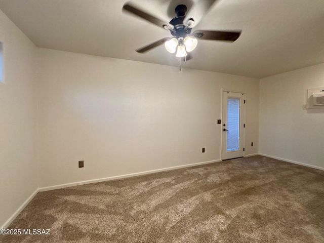 3039 E Hawthorne Street, Tucson, AZ 85716
