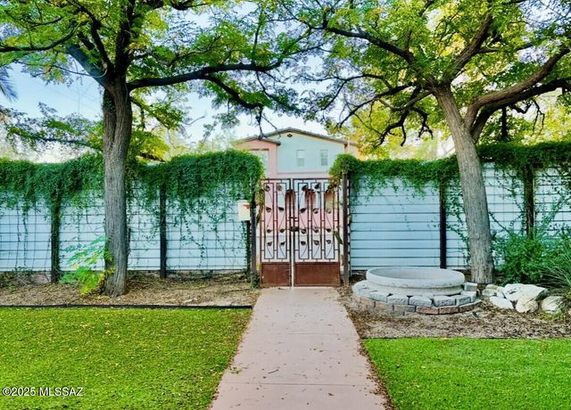 3039 E Hawthorne Street, Tucson, AZ 85716