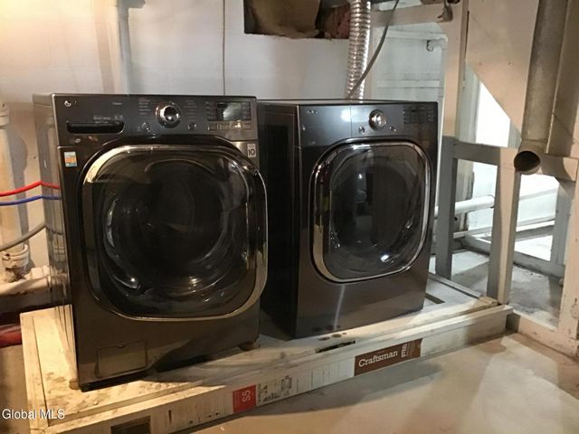 3945 Albany Street, Colonie, NY 12304