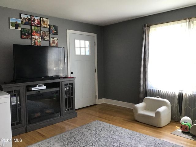 3945 Albany Street, Colonie, NY 12304