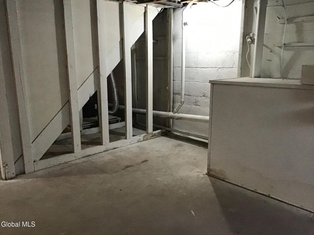 3945 Albany Street, Colonie, NY 12304