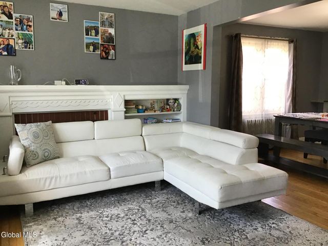 3945 Albany Street, Colonie, NY 12304