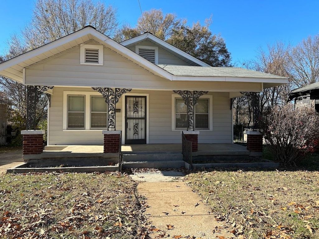 1047 N HIGHLAND DR N, Memphis, TN 38122