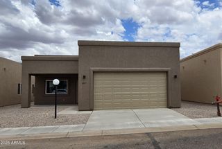 307 S Meadowood Lane, Sierra Vista, AZ 85635