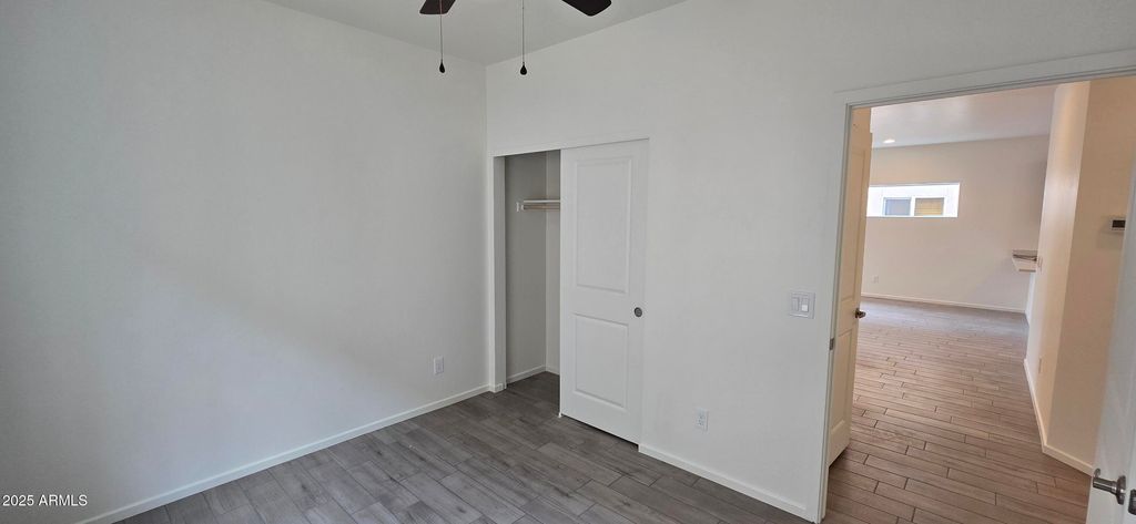 Image 12 of property listing at 307 S Meadowood Lane, Sierra Vista, AZ 85635