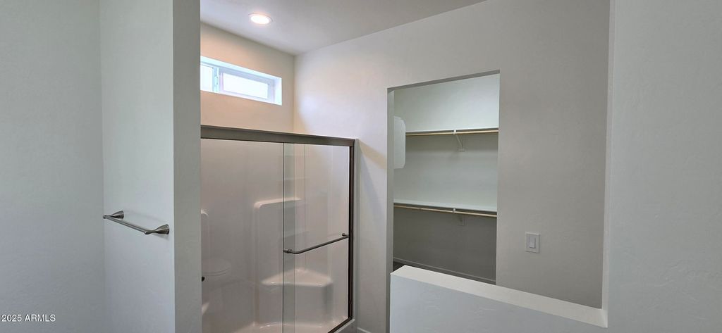 Image 20 of property listing at 307 S Meadowood Lane, Sierra Vista, AZ 85635