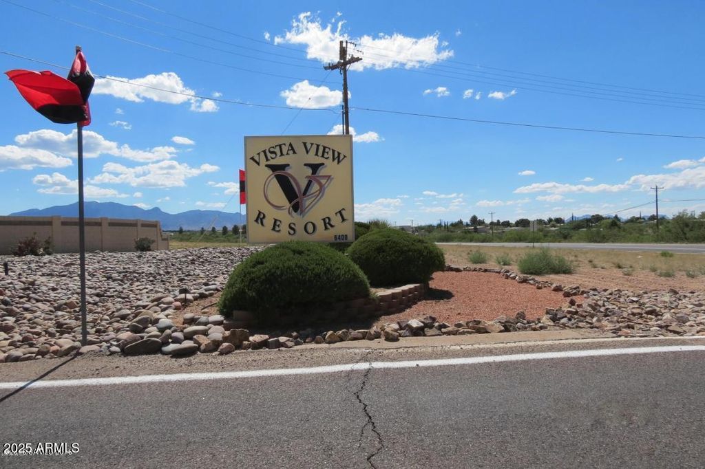 Image 23 of property listing at 307 S Meadowood Lane, Sierra Vista, AZ 85635