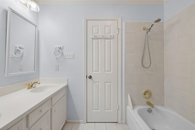 6773 Sunshine Valley Lane, Navasota, TX 77868